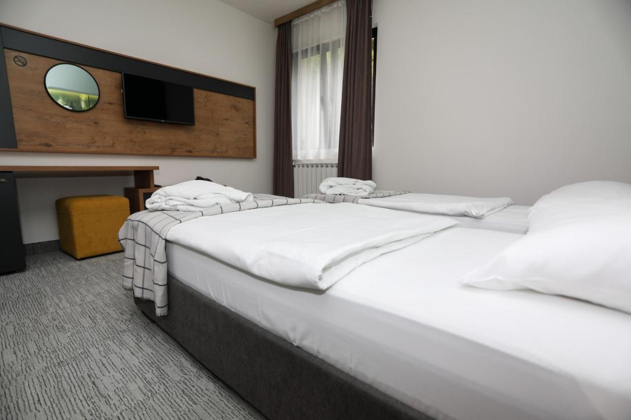 Hotel Board Jahorina Exterior photo